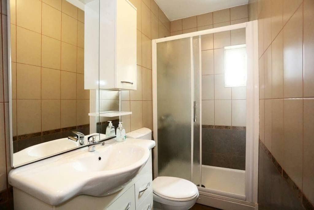 Apartmani Lili ซูโกชัน ภายนอก รูปภาพ