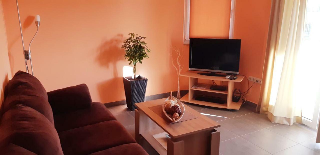Apartmani Lili ซูโกชัน ภายนอก รูปภาพ